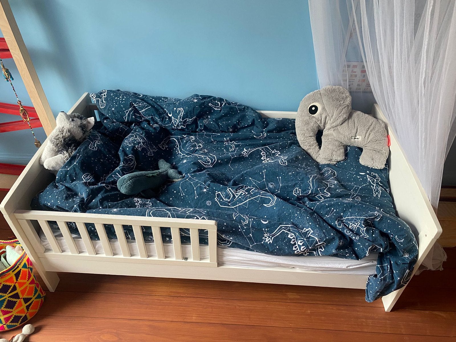 Lit pour tout-petit en bois 70-160cm, Enfants & Bébés, Chambre d'enfant | Lits, Enlèvement, Utilisé