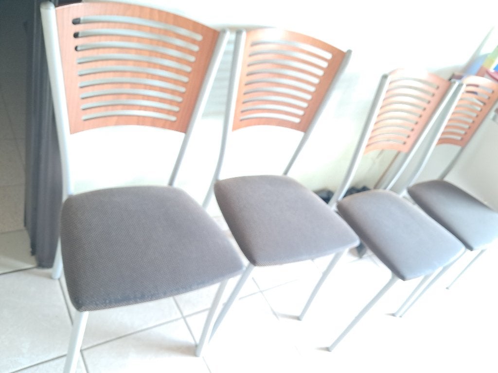 Stoelen 4 stuks keuken, zithoek of living, ... € 10/stuk, Neuf, Gris, Synthétique, Moderne touch in verschillende materialen