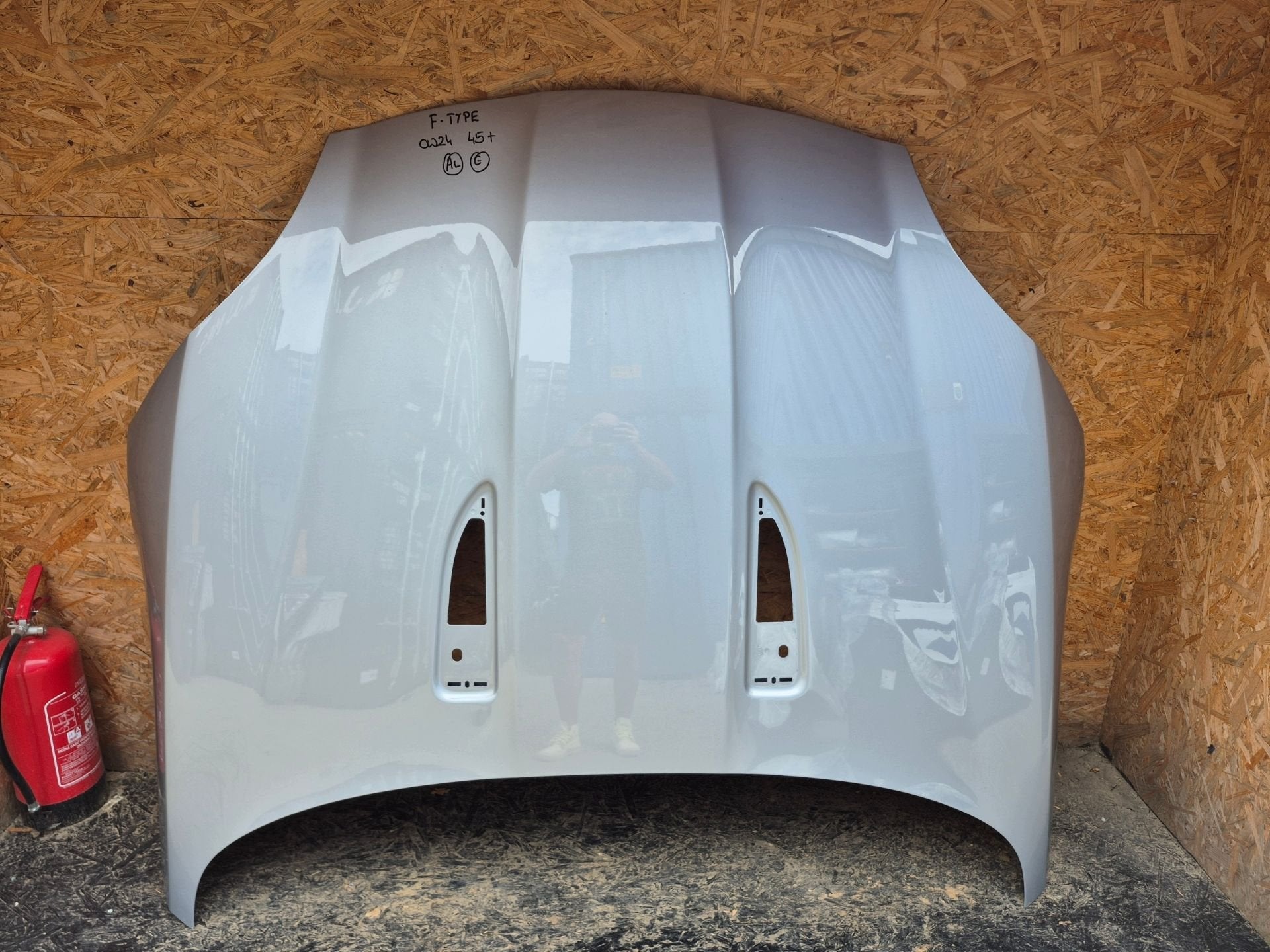 Cache-moteur Jaguar F-Type 2013-2020, Dpoffice@jaguarlandrover.com, Jaguar, Capot moteur, Jaguar Land Rover Limited