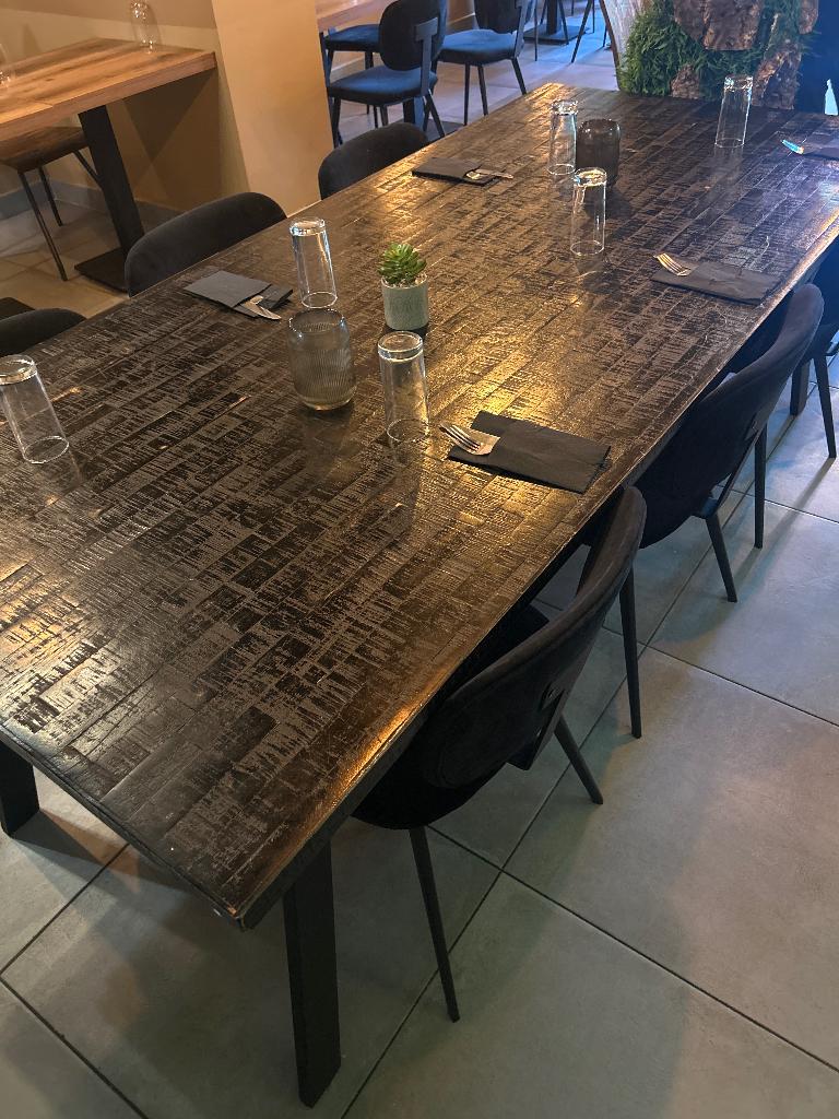 Table a manger bois massif, Maison & Meubles, Tables | Tables à manger, Neuf, 100 à 150 cm, Enlèvement, Bois massif