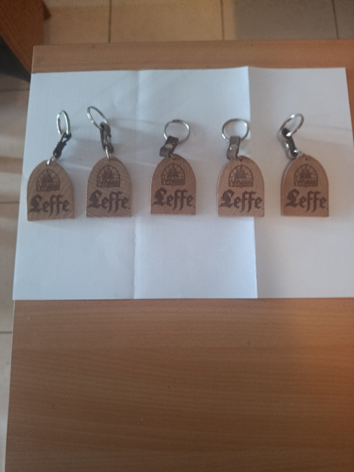 Leffe, Collections, Enlèvement
