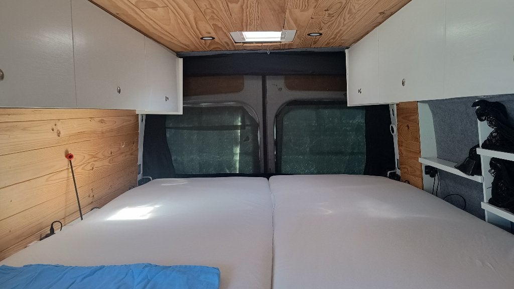 Zelfbouwcamper off grid, Chemisch toilet, Buscamper of Camperbus, Tot en met 2, Particulier