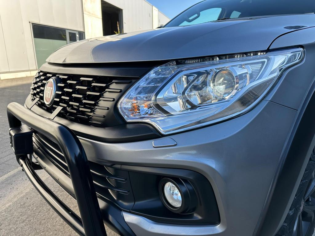 Fiat FullBack 4x4 2.4d 83.952km - FULL - Lichte vracht | BTW, Auto's, Automaat, 4 cilinders, Parkeersensor, Leder