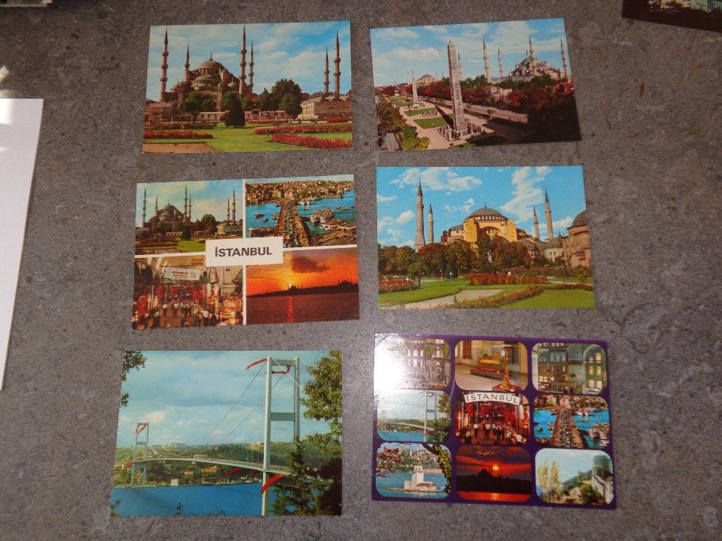 11 oude postkaarten uit Istanbul in Turkije, Ophalen