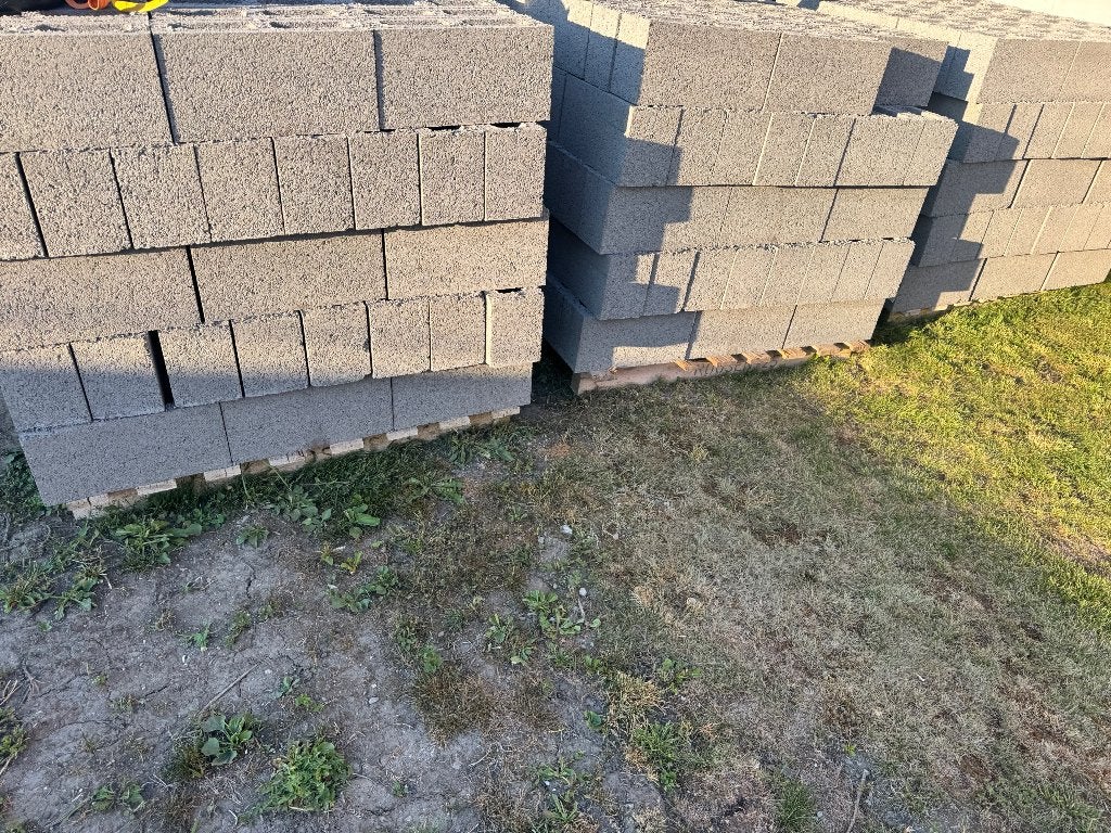 460 Bloc 14 béton + sables et ciments, Ophalen, Nieuw, Beton