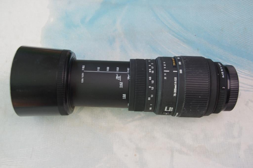 Pentax Sigma 300 zoomlens, Audio, Tv en Foto, Ophalen, Zo goed als nieuw, Telelens, Zoom