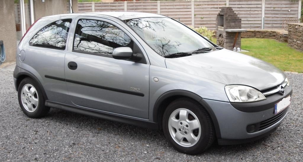 Opel Corsa C, Autos, Opel, Cuir, Argent ou Gris, Achat, Boîte manuelle