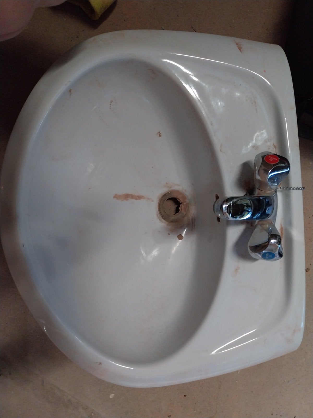 lavabo 56cm porselein, Ophalen