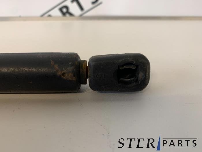 Amortisseur capot moteur gauche d'un Mercedes CL, 3 mois de garantie, Utilisé, -, -
