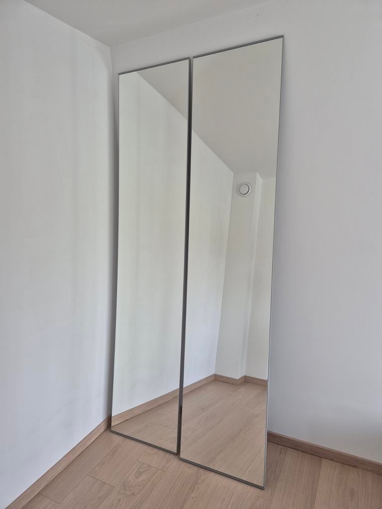 2 portes avec miroir VIKEDAL (Ikea), Ophalen