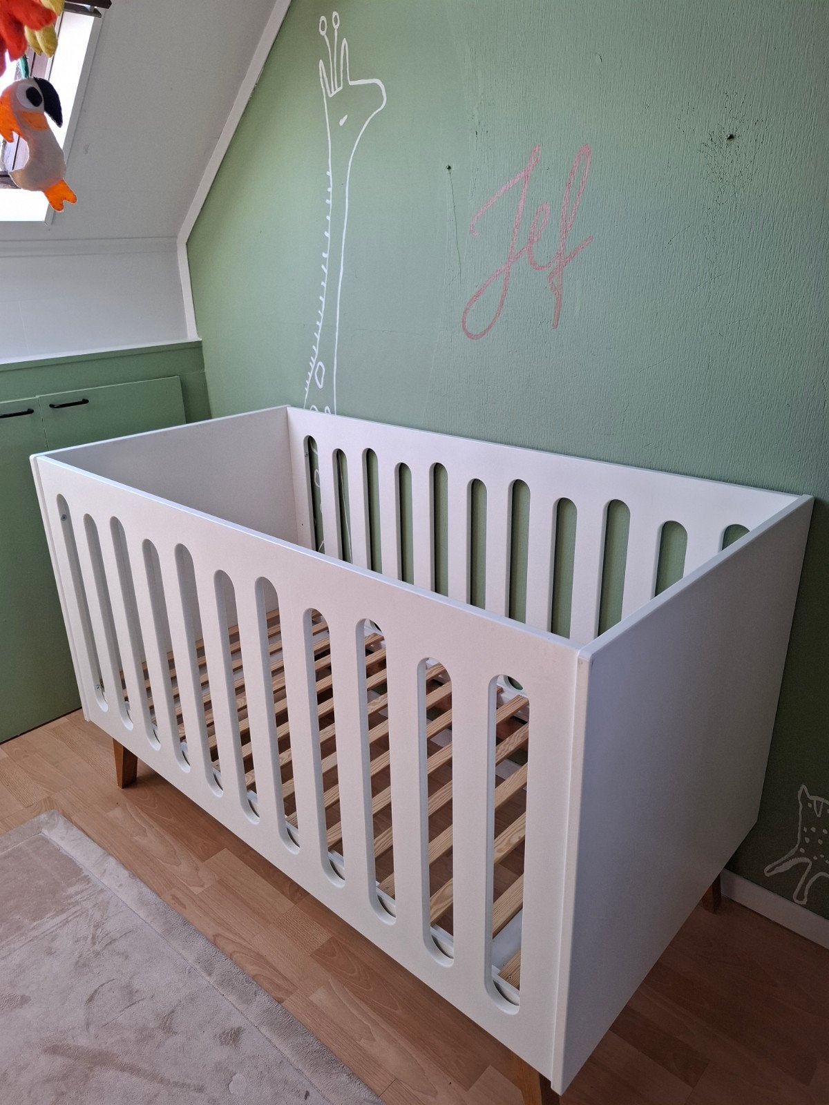 Quax babybed 140cm incl aerosleep matras en hoezen, Kinderen en Baby's, Kinderkamer | Complete kinderkamers, Ophalen, Gebruikt
