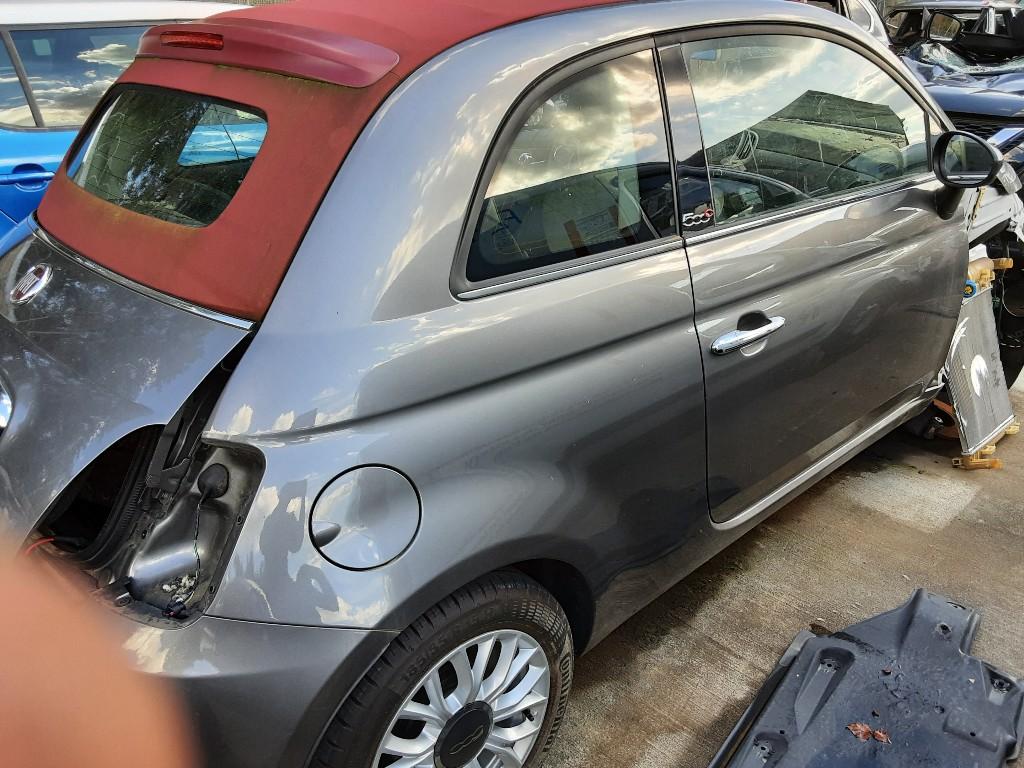 SPATBORD RECHTS ACHTER Fiat 500C (312) (01-2009/-), Gebruikt, Mevr. I. Hauben, Achter, Spatbord