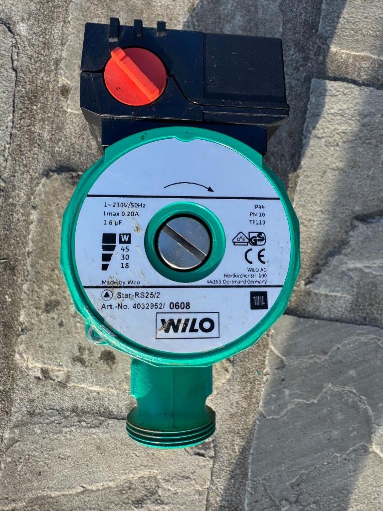 WILO CIRCULATIEPOMP, Doe-het-zelf en Bouw, Ophalen, Gebruikt, Cv-ketel of Combi-ketel