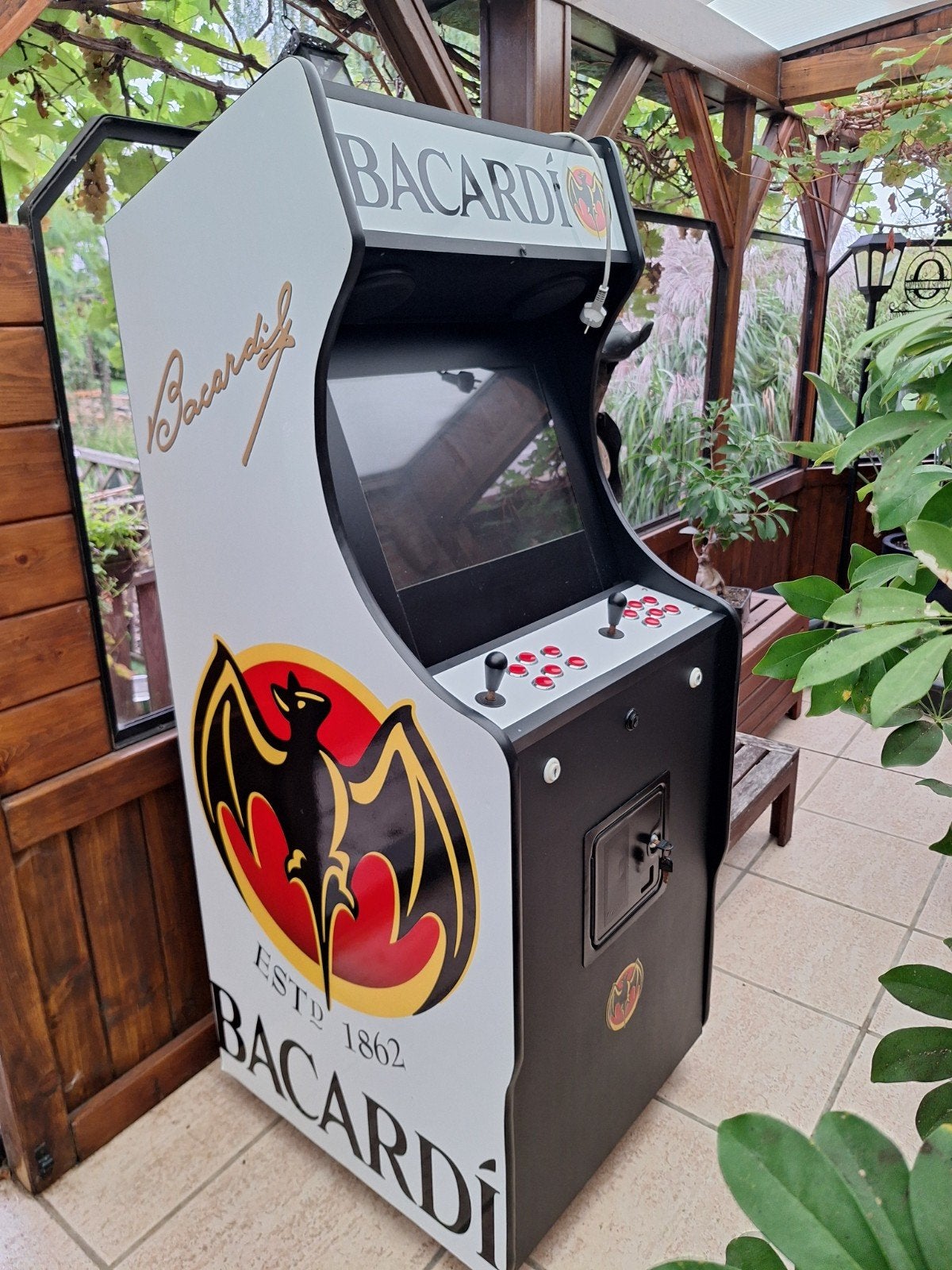 Borne arcade, Enlèvement