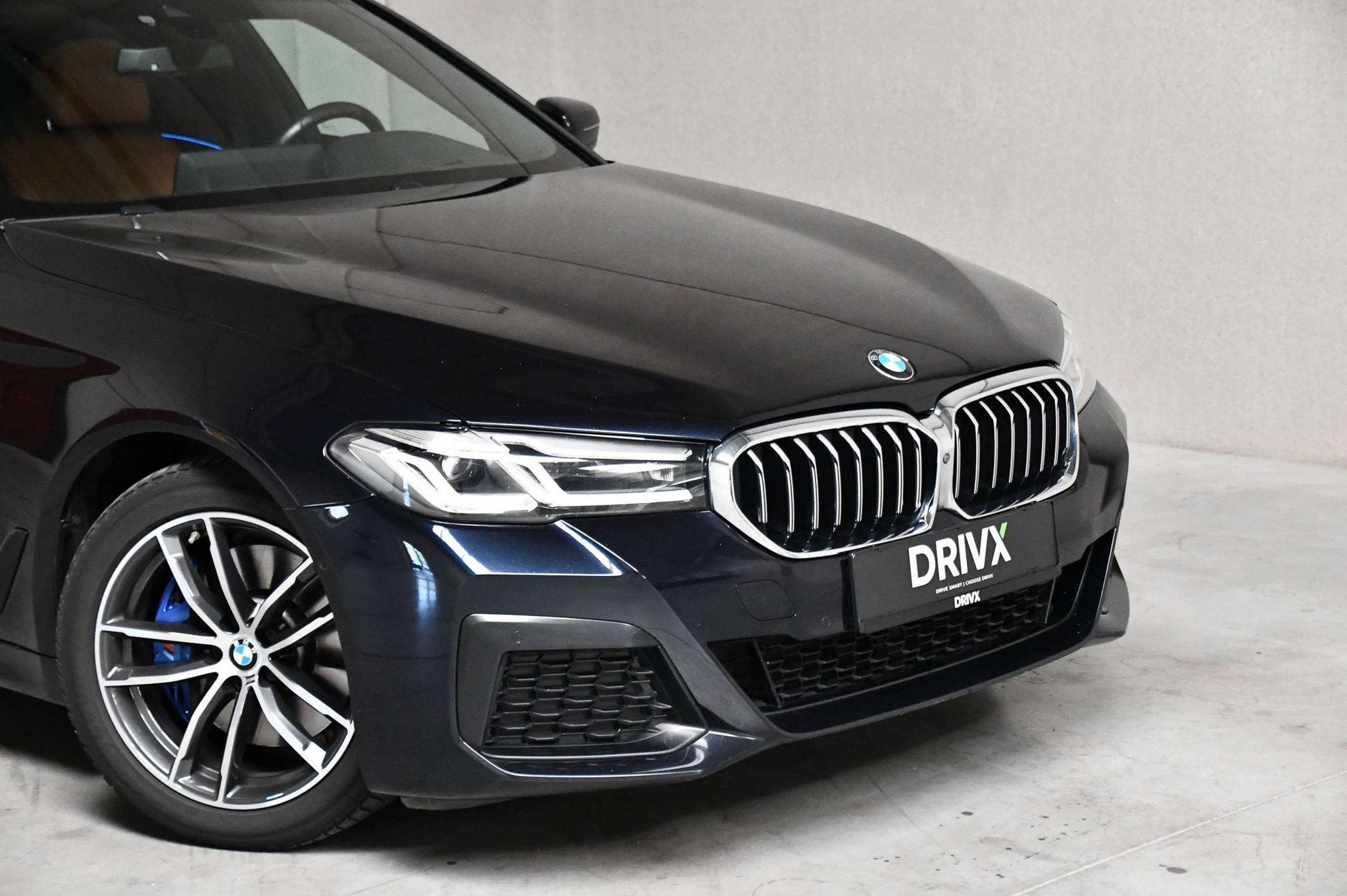 BMW 5 Serie 530 530e Touring - PHEV - Keyless - Comfortzetel, Autos, Cuir, 215 kW, Euro 6, https://public.car-pass.be/vhr/9f8f9af1-a082-4bcb-96ce-d31bd3d12998