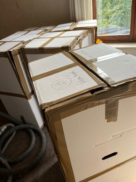 verhuisdozen penderie, Ophalen, Gebruikt, 40 tot 60 cm, Opvouwbaar