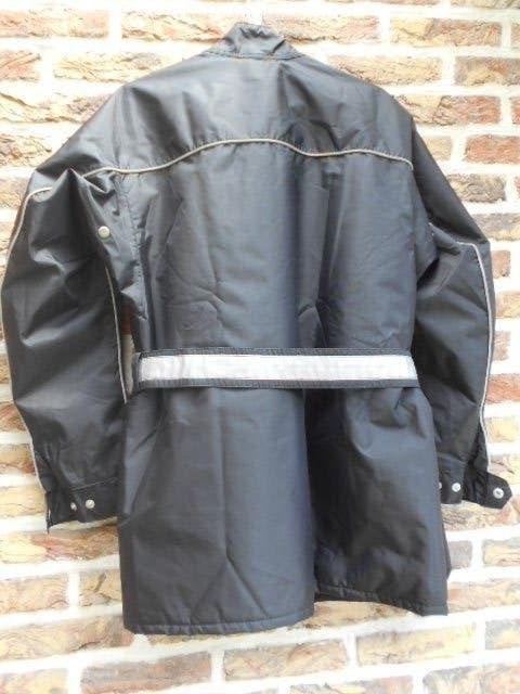 veste Belstaff état neuf 100 euros, Motos, Femmes, Manteau | tissu, Belstaff, Enlèvement ou Envoi