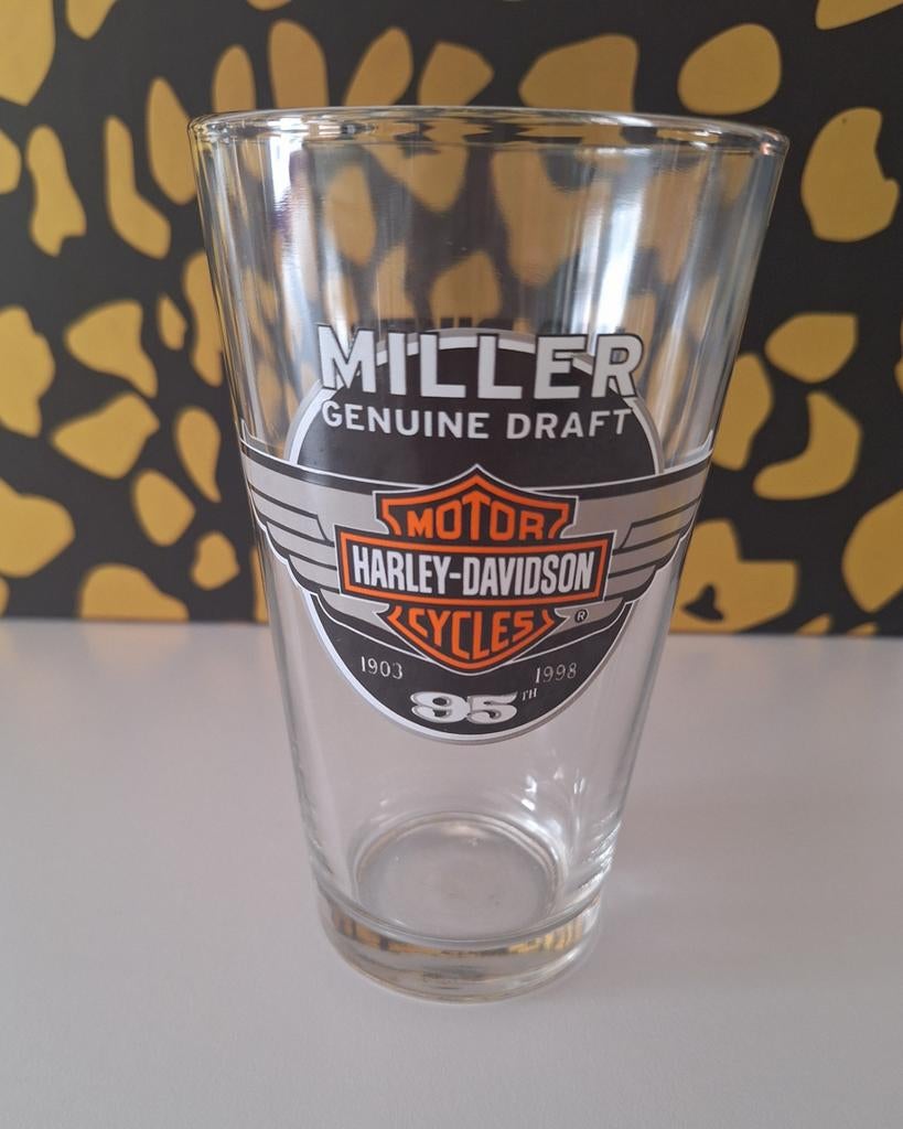 Harley-Davidson 95th Anniversary 
Miller Genuine Draft glas, Ophalen of Verzenden