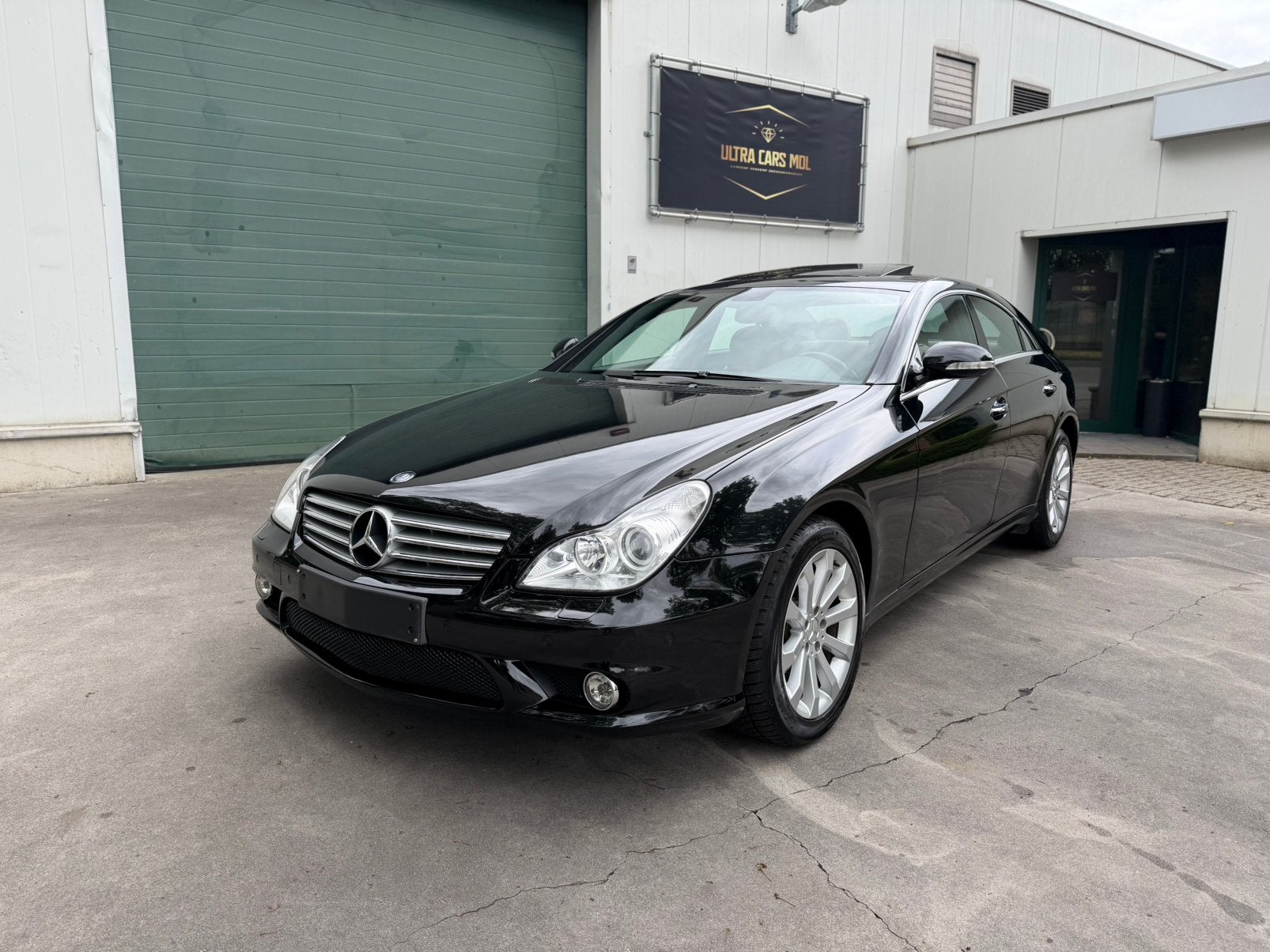 Mercedes CLS 320 CDI AMG Pakket/Designo/1ste Eigenaar, Auto's, Mercedes-Benz, Automaat, https://public.car-pass.be/vhr/d0e8981f-fdd7-46d0-b807-5459b3209cd5
