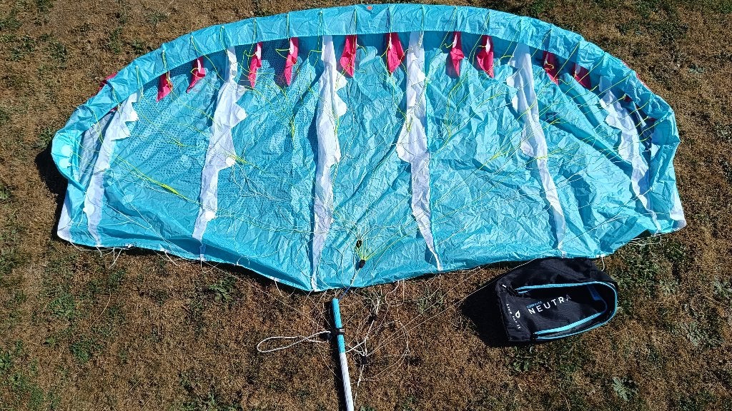 Parawing Gong Lowkite Neutra V2 4m, Watersport en Boten, Ophalen of Verzenden, Zo goed als nieuw, Wingsurf-wing