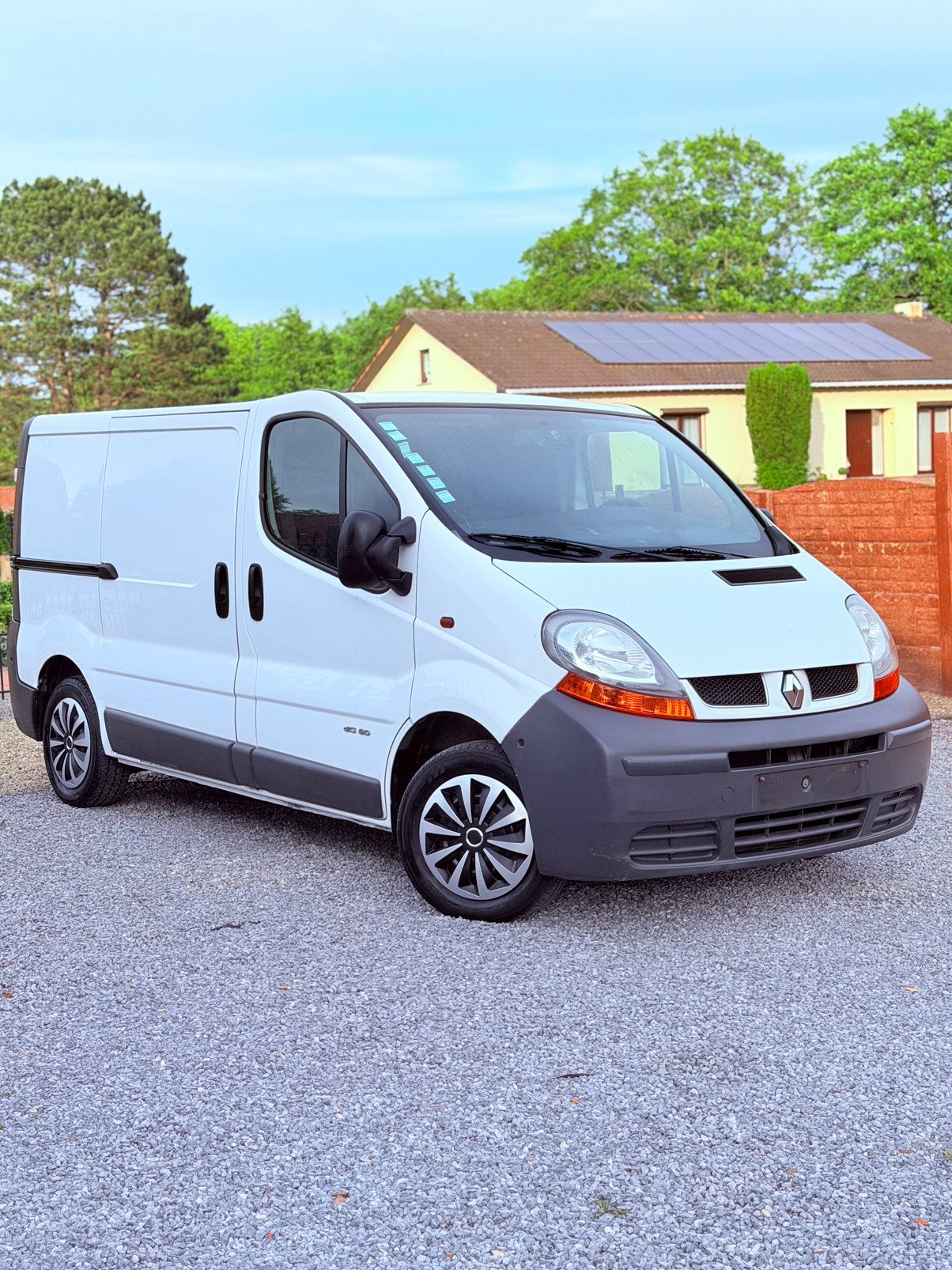 Renault trafic 3zits lichte vracht 3750€ top staat, Renault, Particulier, Te koop, Schuifdeur