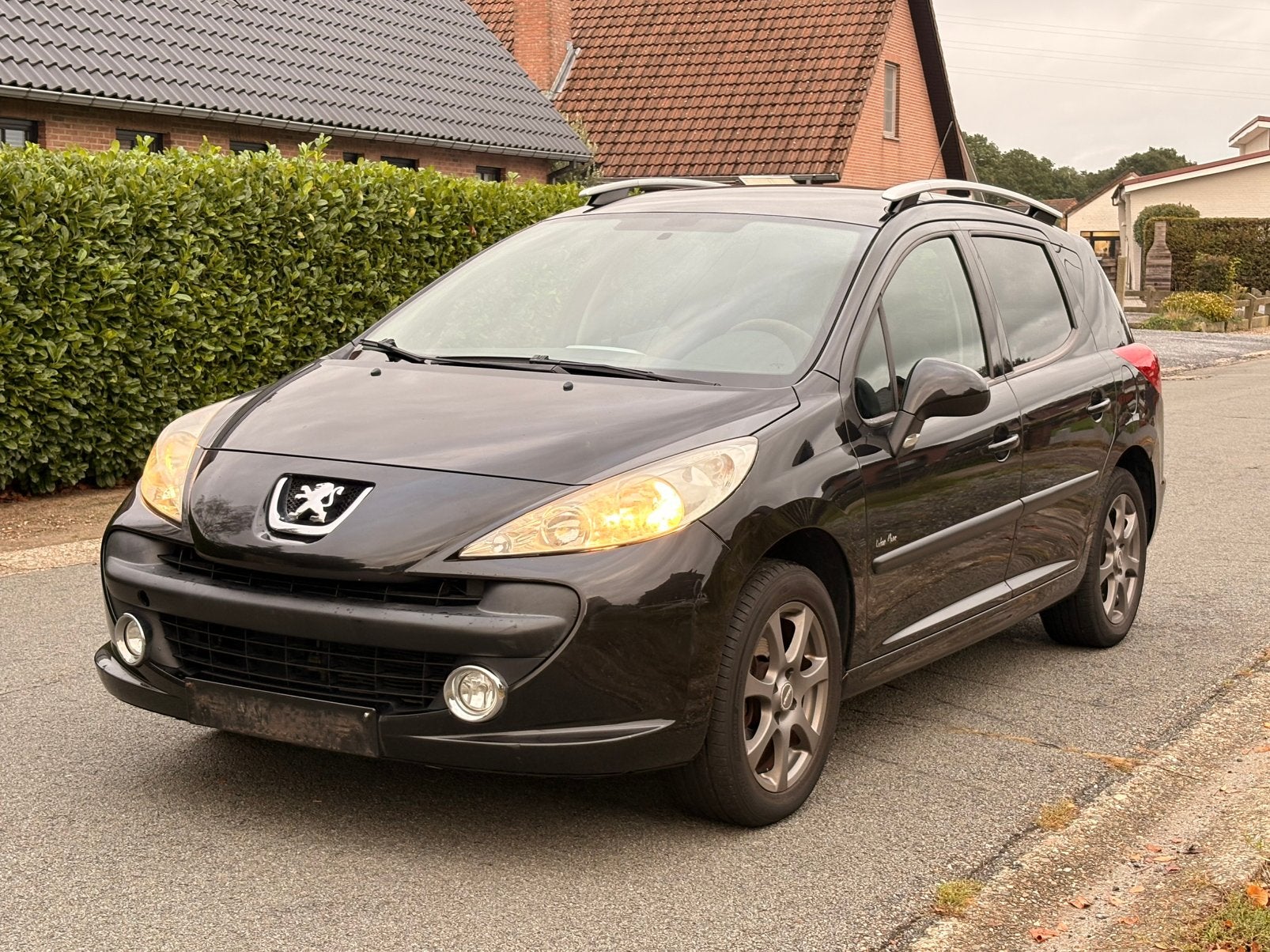 Peugeot 207sw 1.4 benzine *GekeurdVoorVerkoop*, Auto's, Stof, Zwart, Zwart, 5 deurs