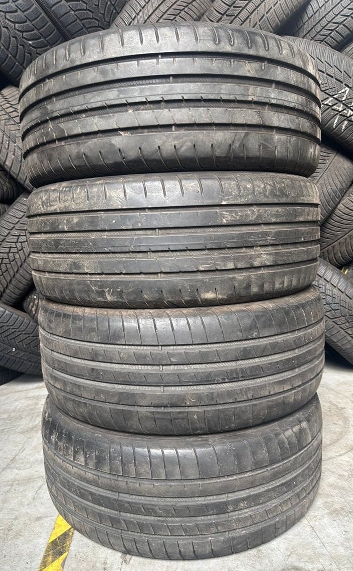 Pneus d'été 2454518 245/45/18 245/45R18 marque Goodyear, Enlèvement