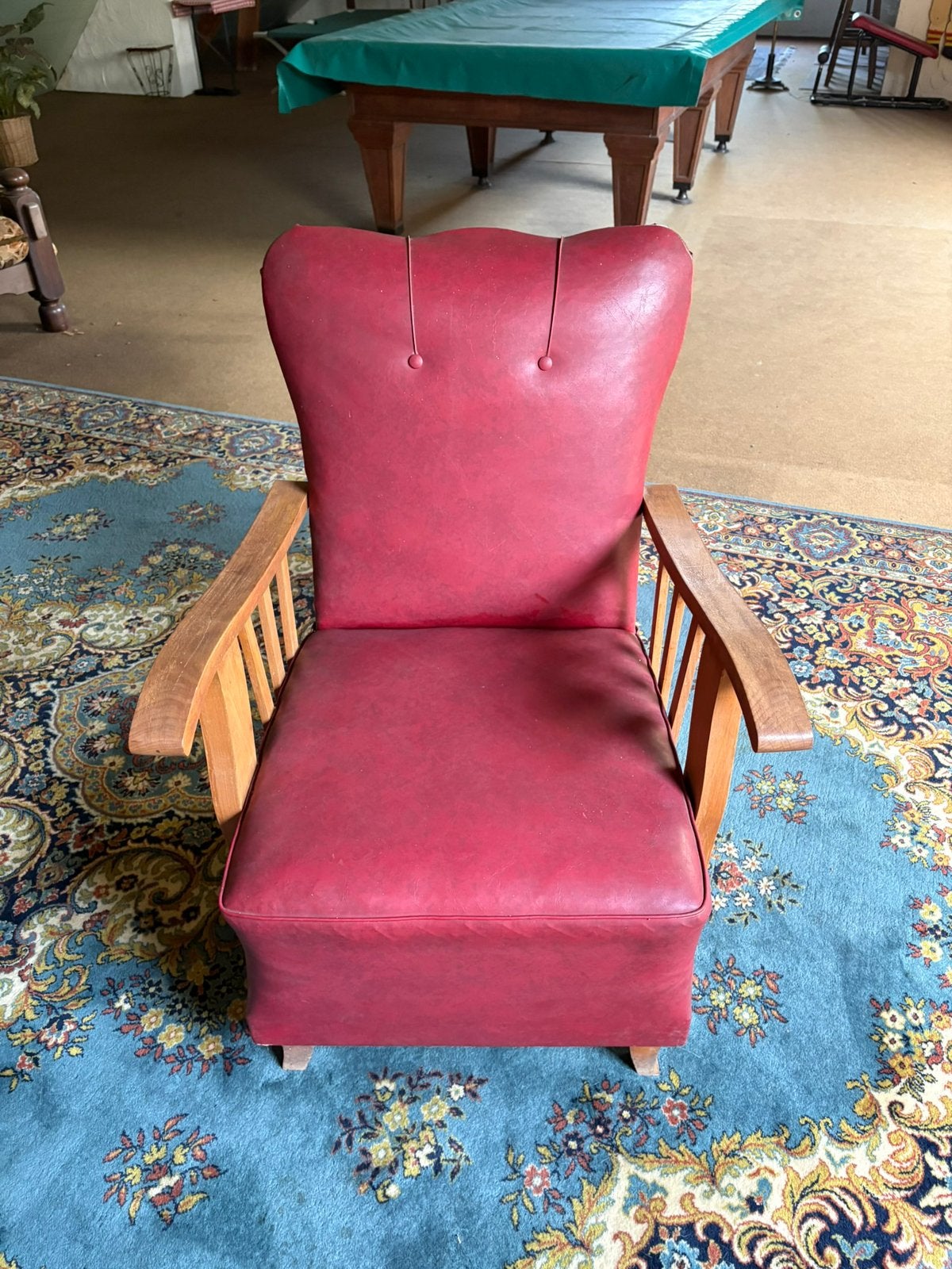 Vintage fauteuil jaren ’50/’60 – bordeaux rood, Huis en Inrichting, Fauteuils, Ophalen, Zo goed als nieuw