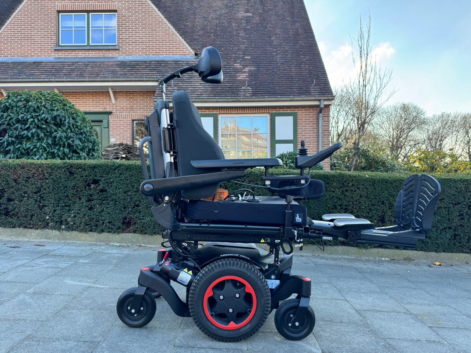 Fauteuil roulant Sunrise Quickie Q300 M, état neuf, Enlèvement ou Envoi, Pliant, Comme neuf, Fauteuil roulant électrique