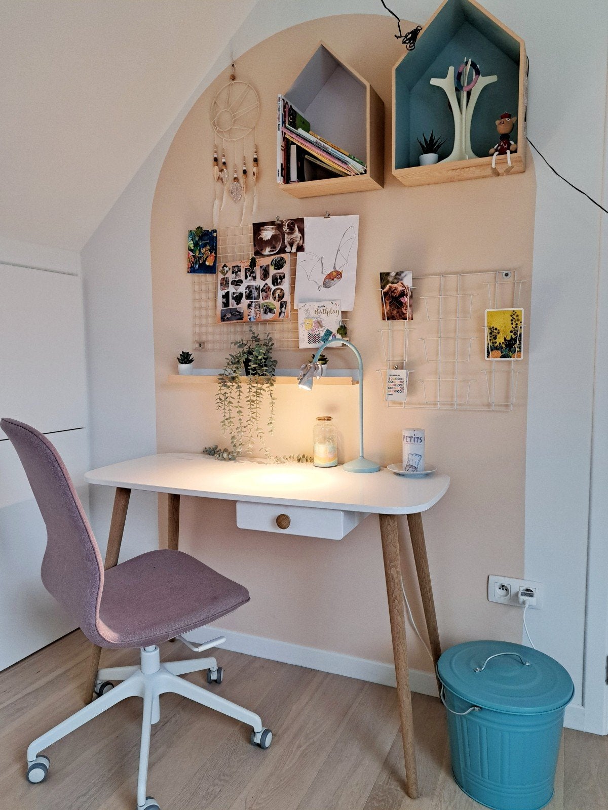 Bureau kind, stijl scandinavisch, van Leenbakker, Ophalen, Gebruikt, 110 cm, Scandinavisch