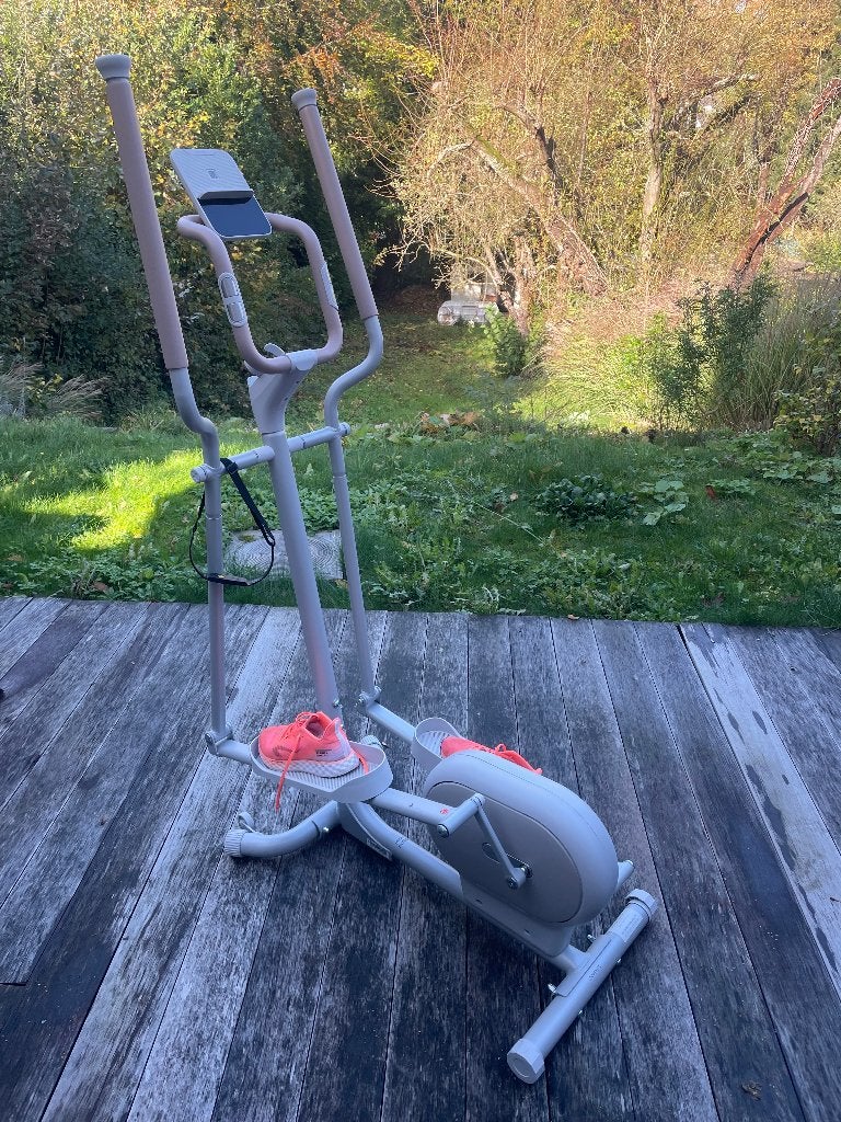 Initial elliptical 300 crosstrainer met eigen aandrijving, Sport en Fitness, Ophalen, Armen, Zo goed als nieuw, Crosstrainer