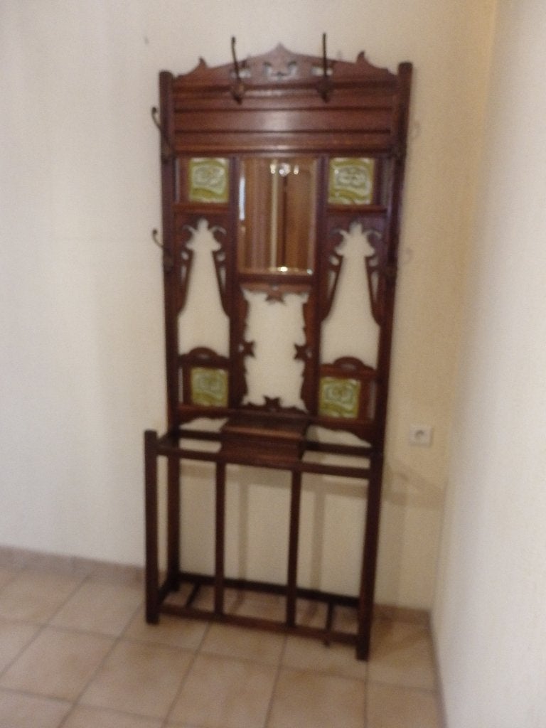 Porte Manteau, Enlèvement
