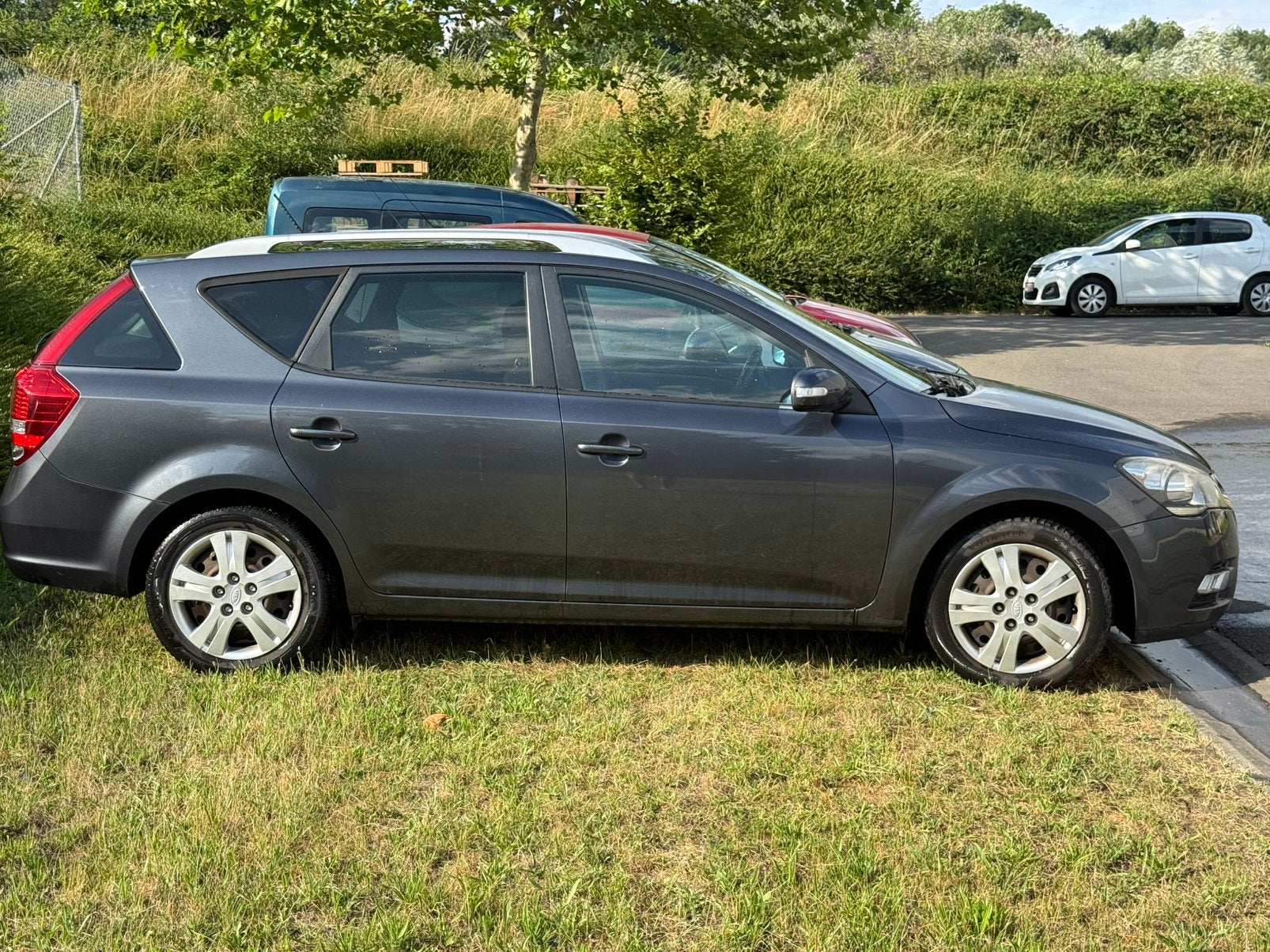 Kia ceed sw, Autos, Argent ou Gris, Entreprise, Boîte manuelle, Android Auto