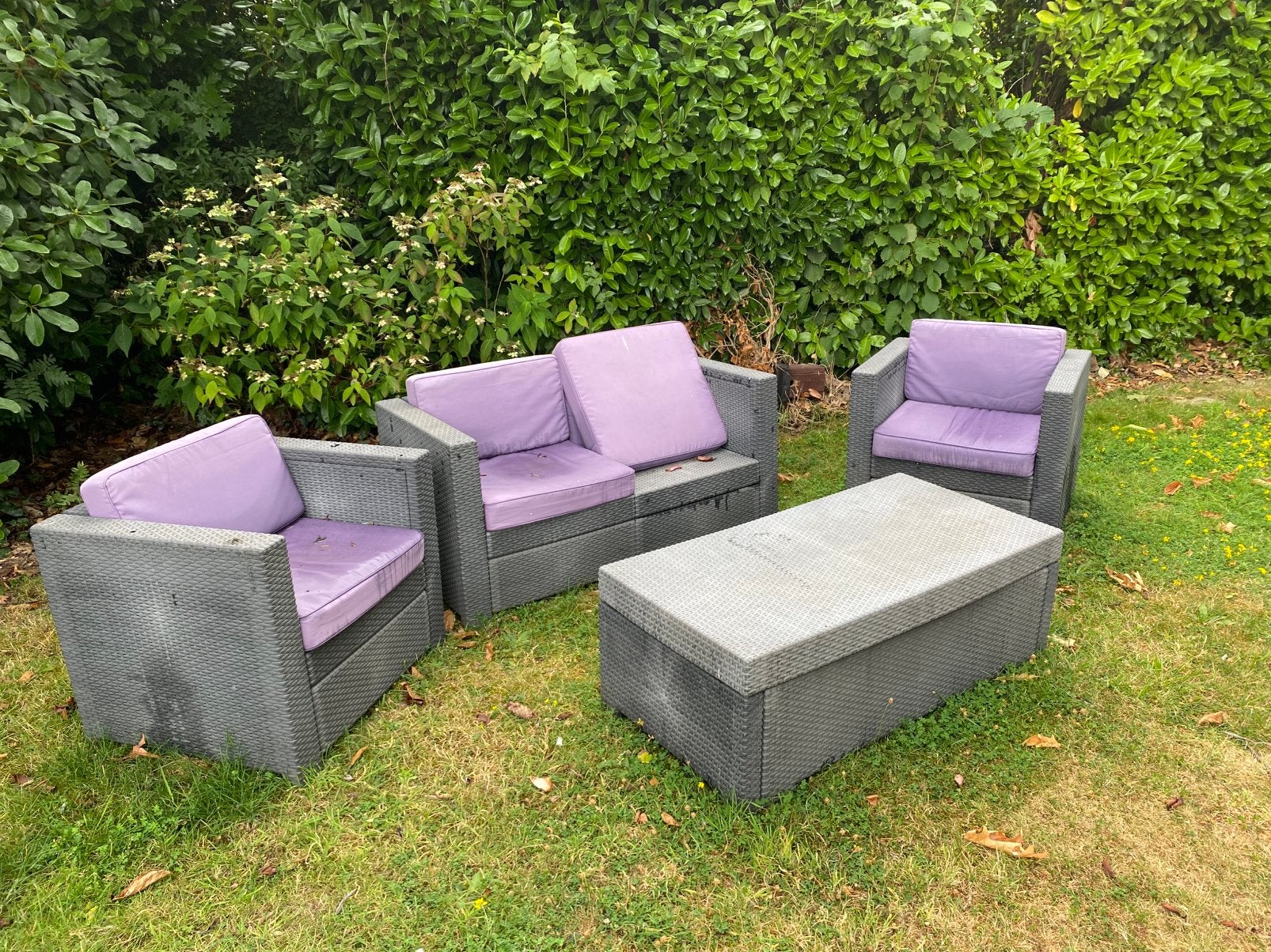 Loungeset, Ophalen, 4 zitplaatsen, Kunststof, Gebruikt