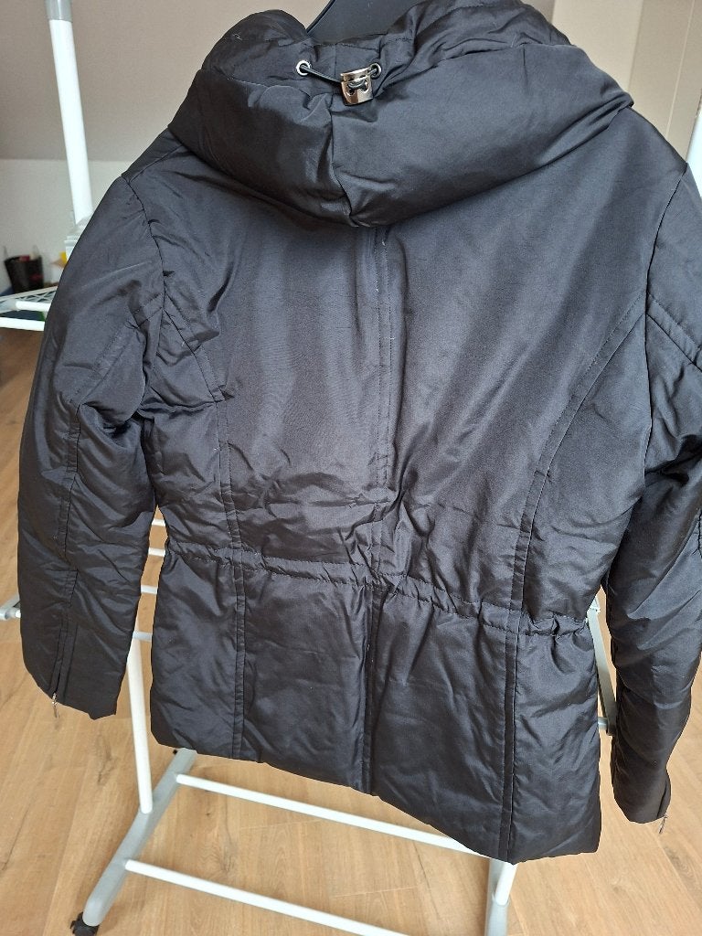Vestes d'hiver à vendre, Vêtements | Femmes, ANDERE, Taille 38/40 (M), Enlèvement, Multicolore