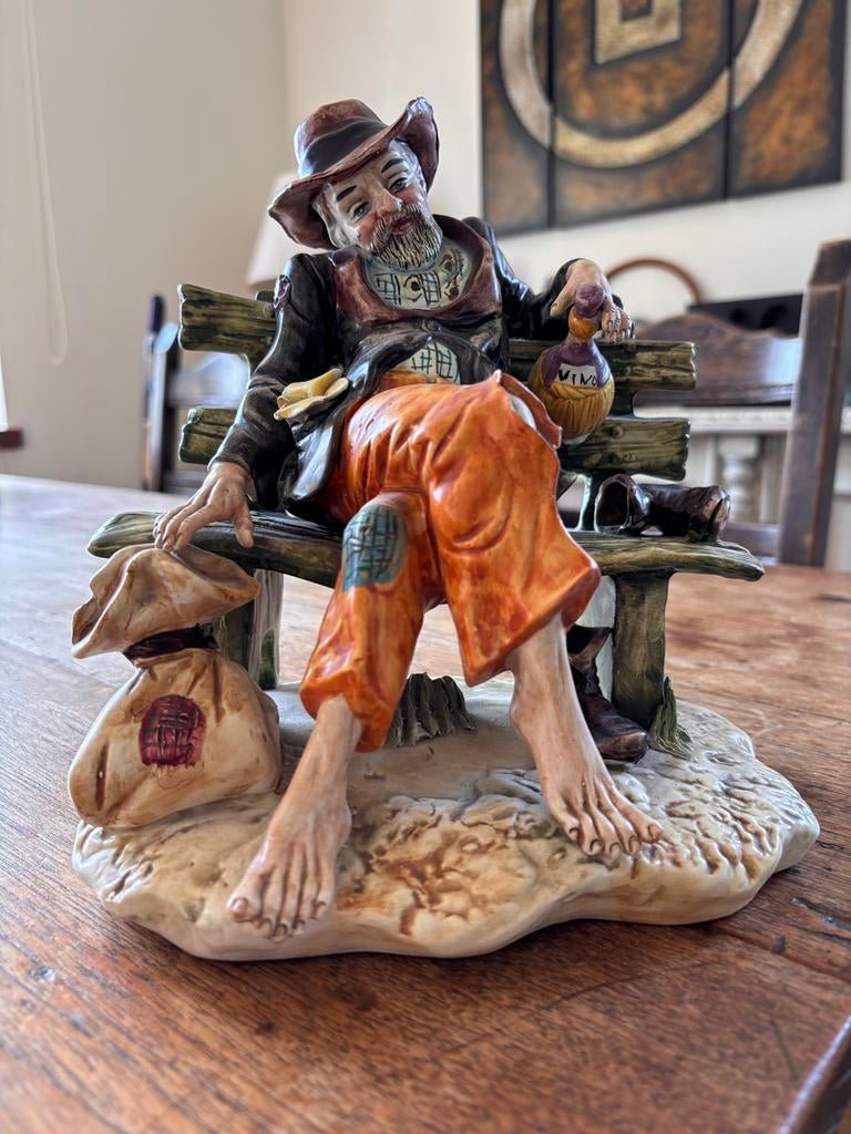 Statuette Capodimonte "Le Vagabond au vin" - Style B. Merli, Ophalen of Verzenden, Zo goed als nieuw