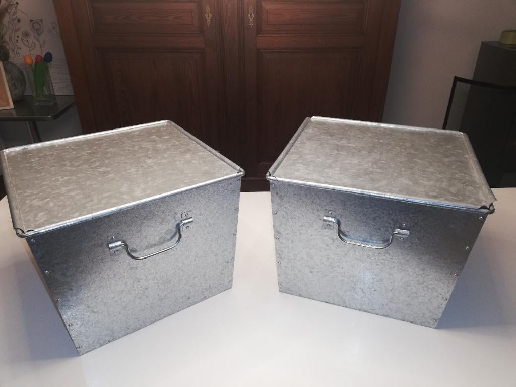 Lot de 2 caissons en métal., Moins de 50 cm, Enlèvement, Utilisé, Moins de 50 cm