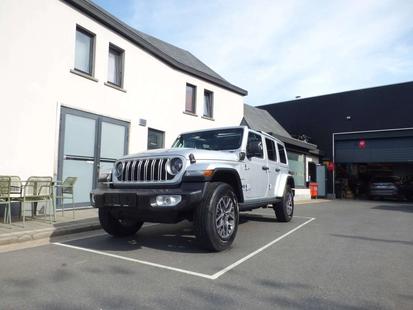 Jeep Wrangler Wrangler PHEV 2.0 Turbo 4xe Sahara *17833km*, 1995 cc, Hybride Elektrisch/Benzine, SUV of Terreinwagen, Zilver of Grijs