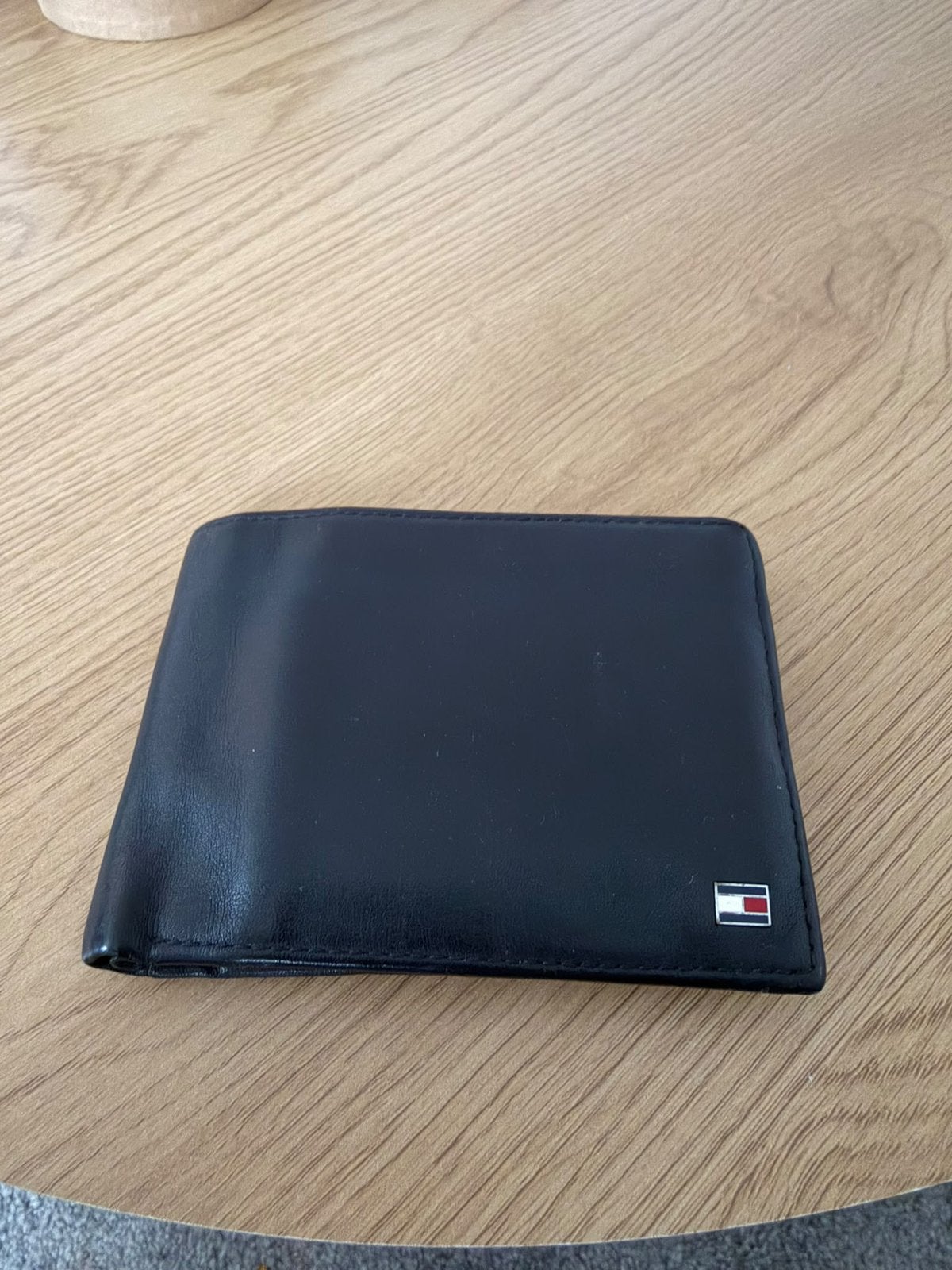 Tommy Hilfiger portemonnee, Gebruikt, Zwart, Leder, Ophalen