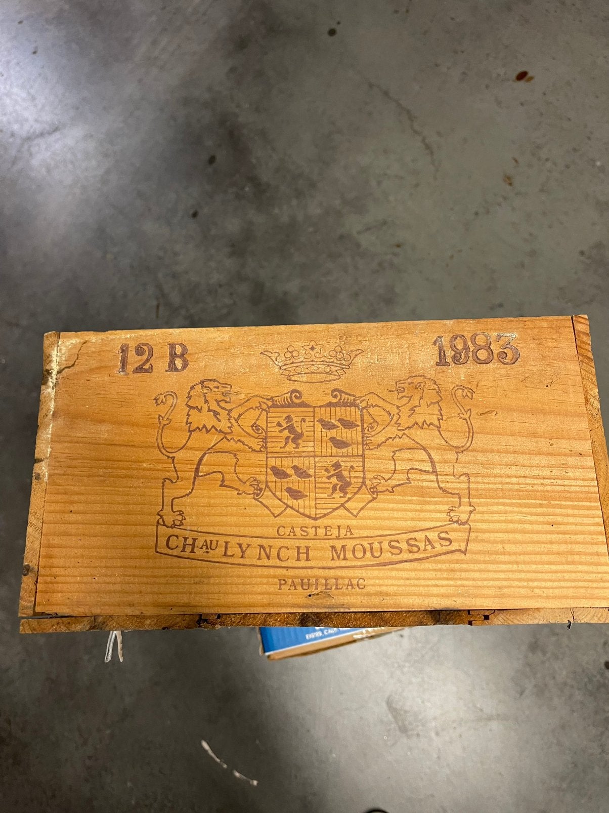 houten wijnkist Château Lynch-Moussas (Pauillac) uit 1983, Huis en Inrichting, Ophalen of Verzenden, Zo goed als nieuw, Hout