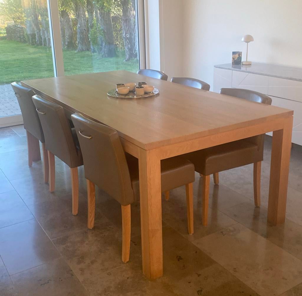 Tafel met 6 stoelen, Ophalen, Zo goed als nieuw