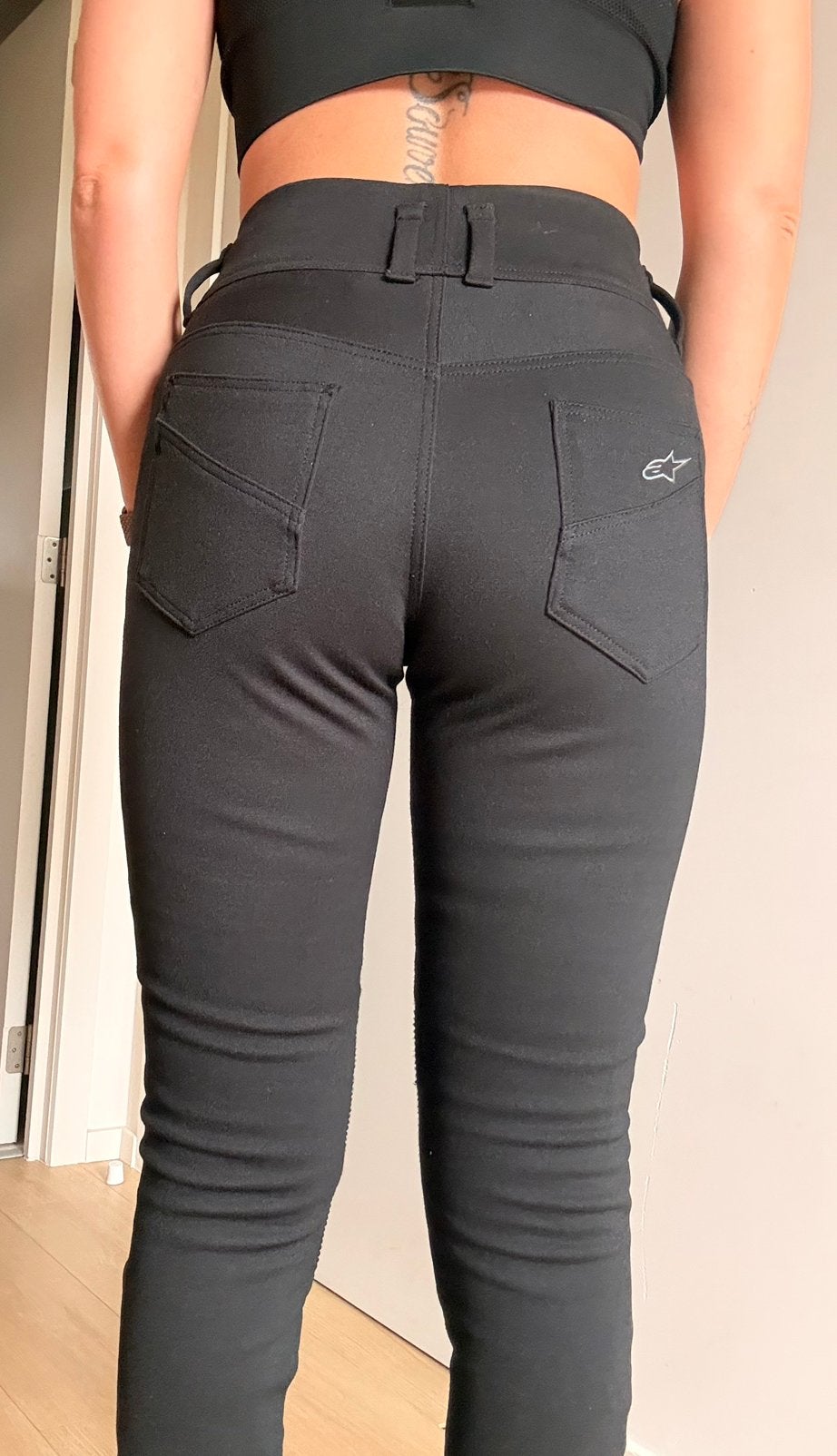 Pantalon cintree femme moto, Enlèvement, Pantalon | cuir