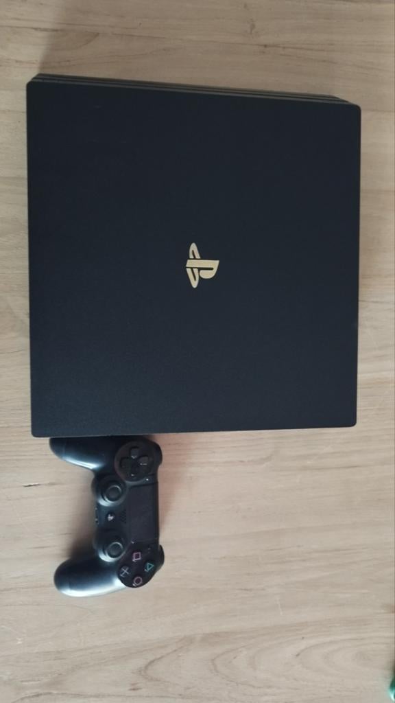 PS4 Pro Black +1 officiële controller + kabels - TB, Games en Spelcomputers, Spelcomputers | Sony PlayStation 4, Ophalen, Met 1 controller