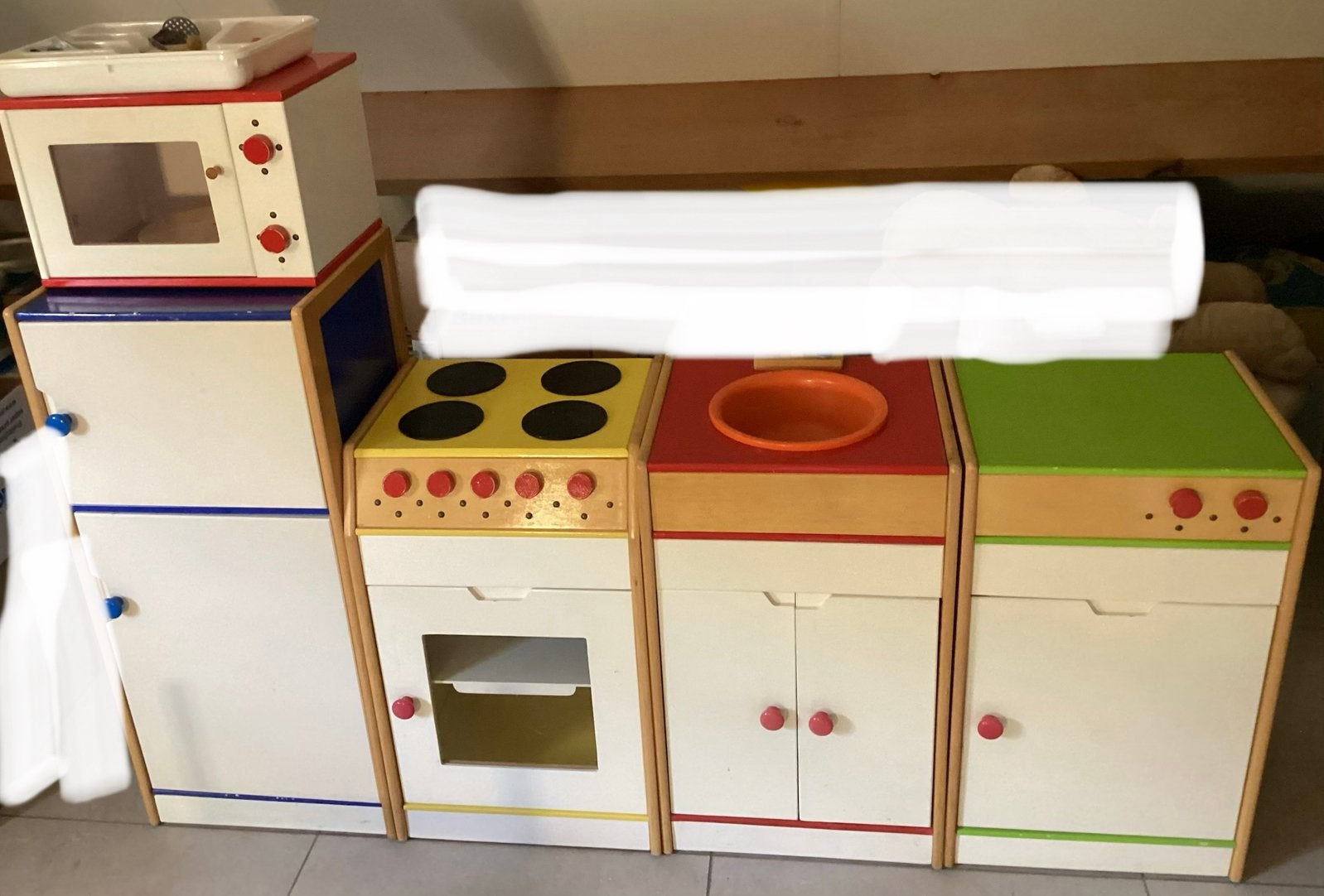 Mooie kinderkeuken, Ophalen, Zo goed als nieuw, Hout
