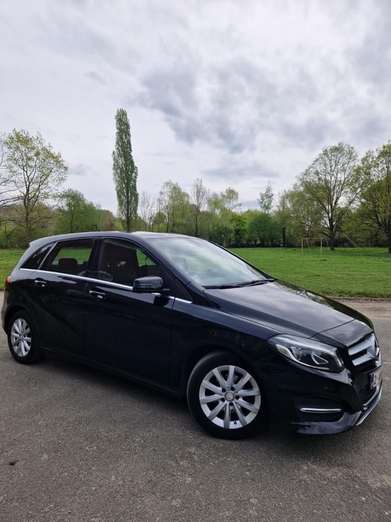Mercedes B180d euro 6b, Auto's, Mercedes-Benz, Particulier, Trekhaak, Leder, Ophalen