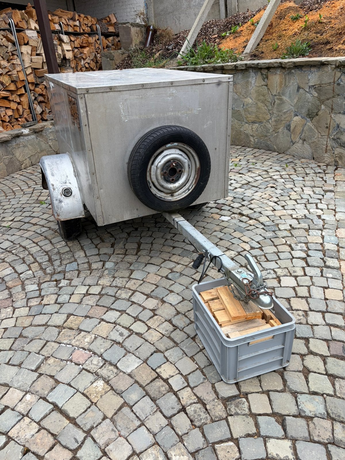 Remorque (remorque à bagages), Enlèvement, Utilisé