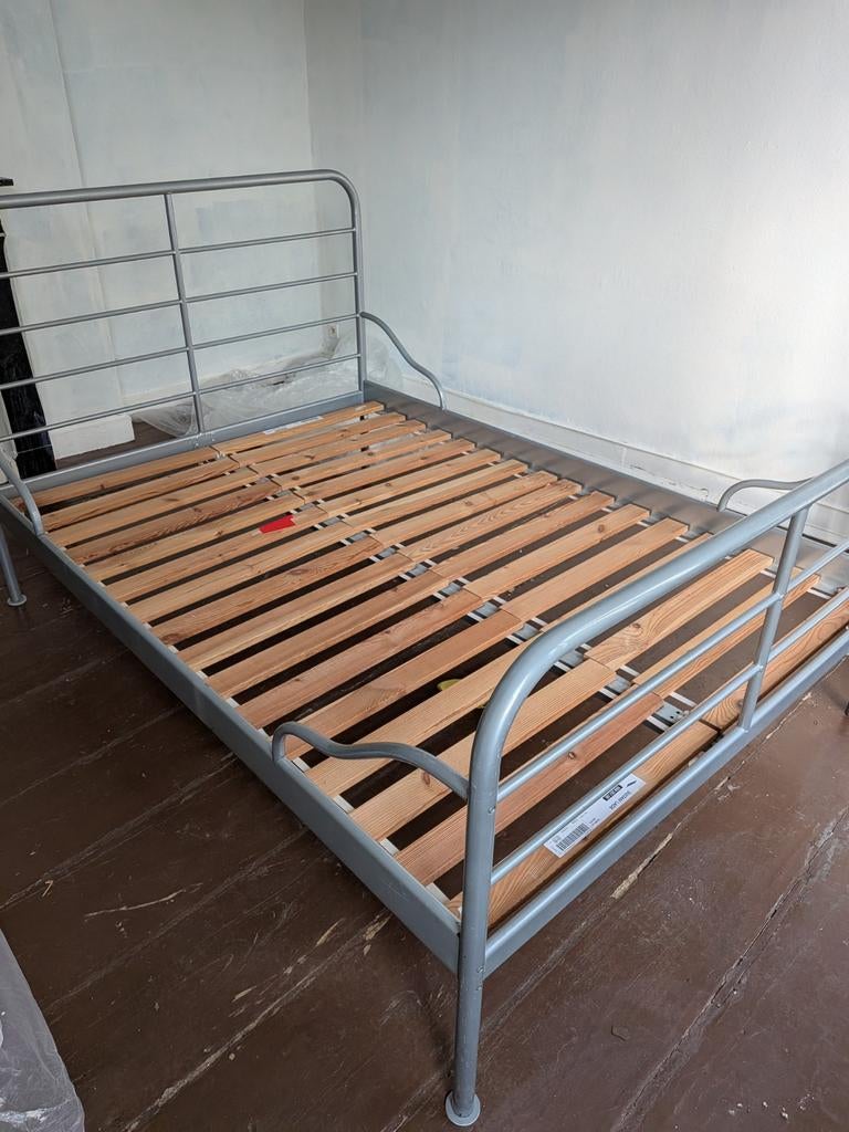 Ikea bed 140x200, Huis en Inrichting, Ophalen
