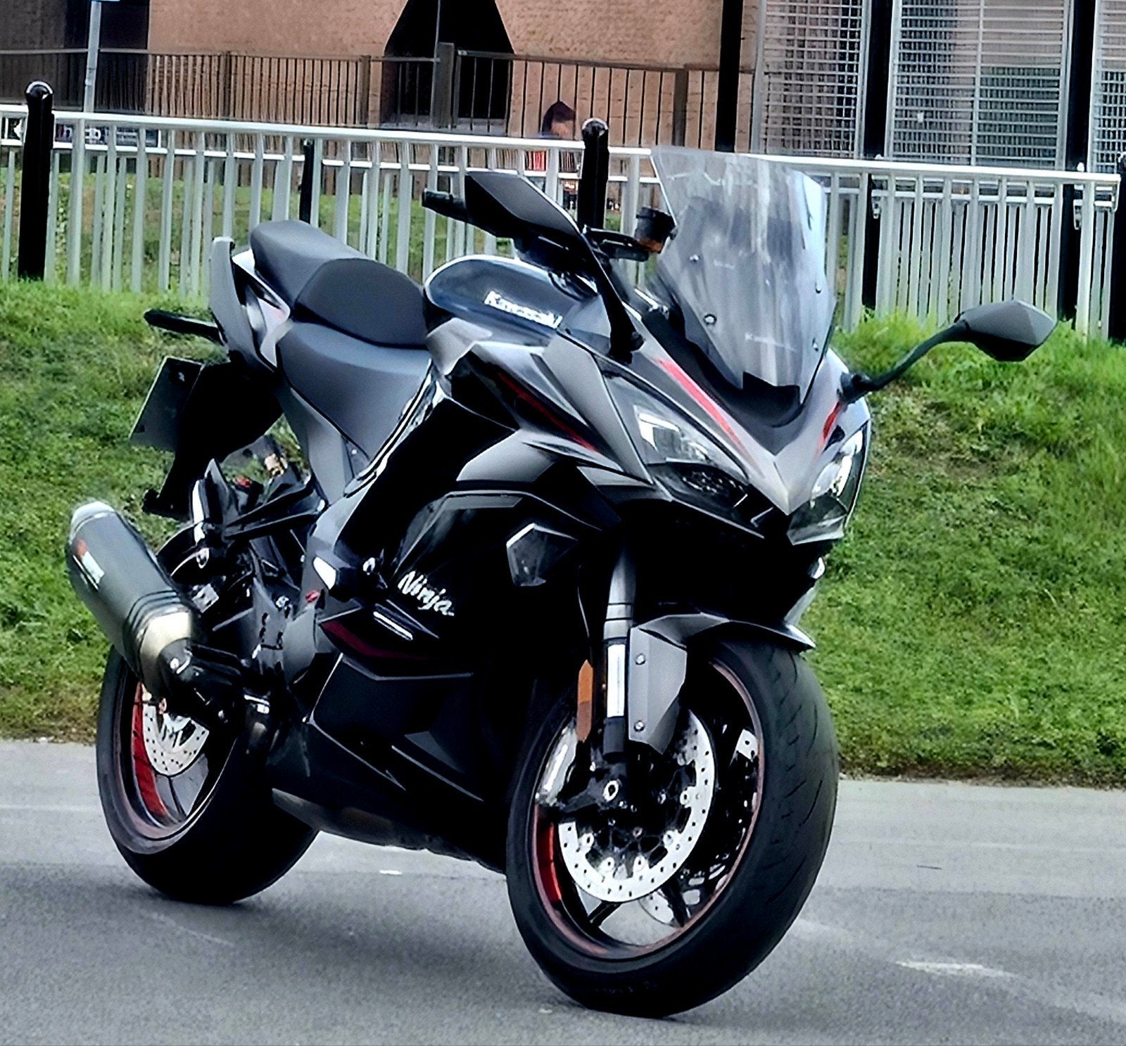 Kawasaki Ninja 1100SX SE 2025 – Full options – Akrapovič, Permis Moto A, Tourisme, Occasion, Plus de 35 kW