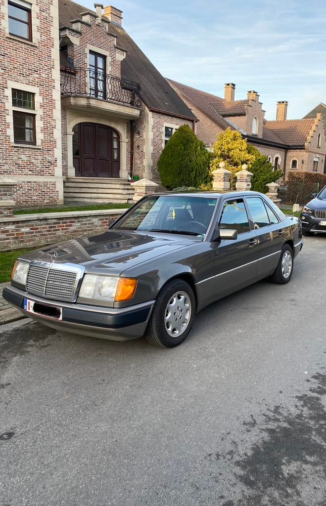Mercedes 250D oldtimer, Auto's, Diesel, Particulier, Te koop