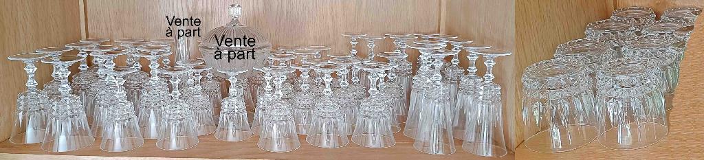 57 Verres/Flûtes, Cristal d'Arques, Tuileries (= Villandry), Ophalen